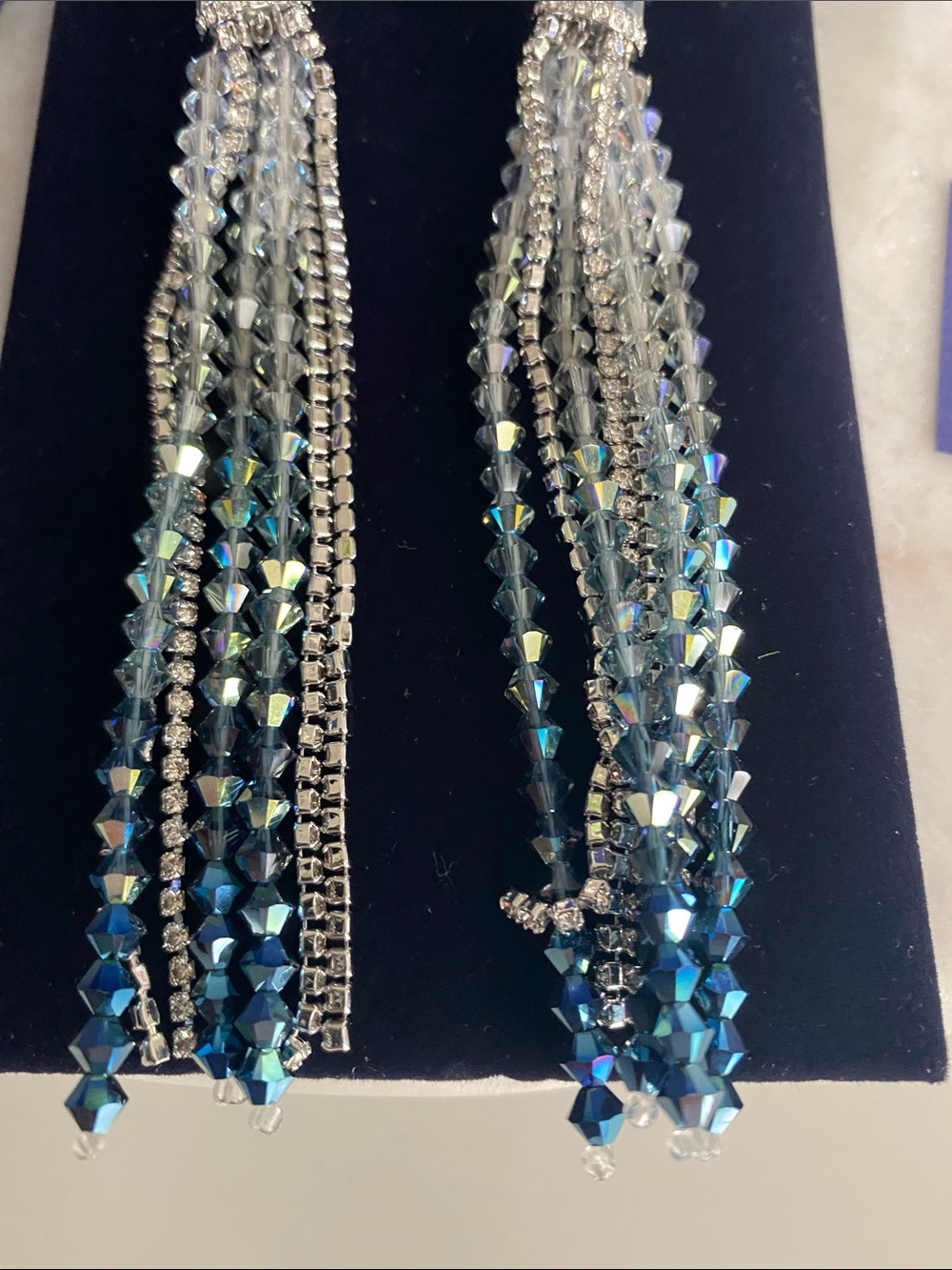 😍NIB Swarovski Ocean View Blue Ombre Clip on Earrings - Picture 5 of 7